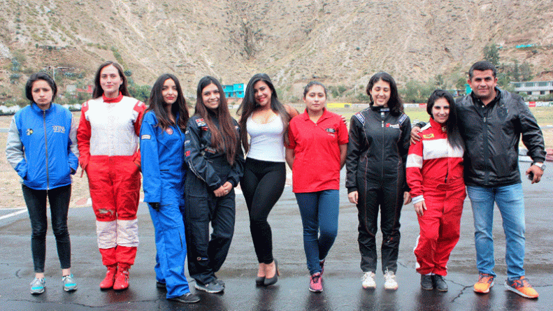 2.-Chicas-pilotos-Copa-NOVACERO