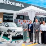 Kia Ecuador y McDonald’s se alían para instalar puntos de carga Kia Ecuador y McDonald’s se alían para instalar puntos de carga