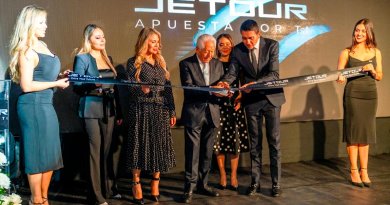 Jetour inaugura Plaza Automotriz Tumbaco y presenta dos modelos
