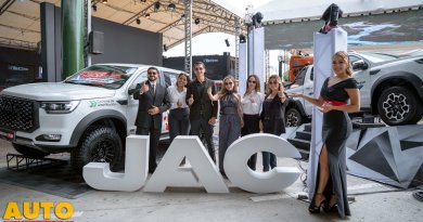 Dos camionetas electrificadas y un camión, presentados en Autoshow