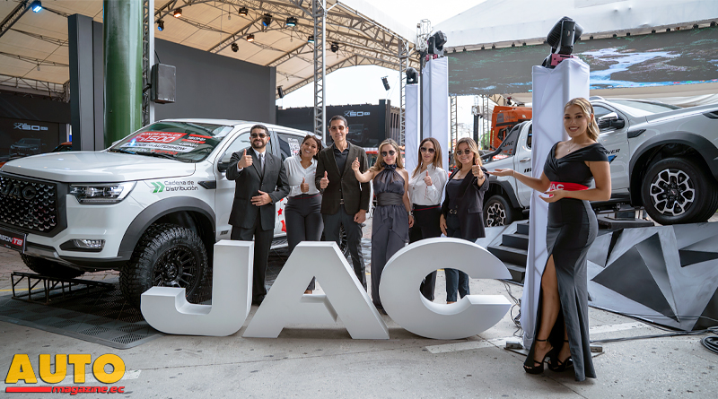 Dos camionetas electrificadas y un camión, presentados en Autoshow